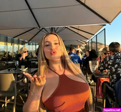Isabel Ribeiro OnlyFans Thumbnail #AeCarcBWmI