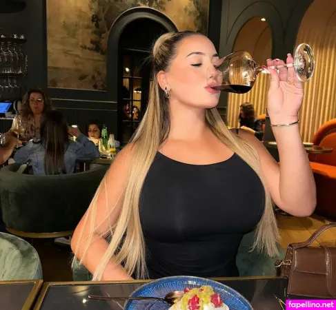 Isabel Ribeiro OnlyFans Thumbnail #JB9G71L2Si