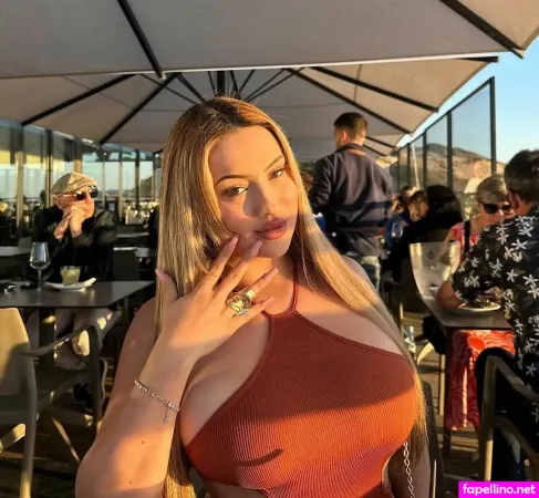 Isabel Ribeiro OnlyFans Thumbnail #plYqnGMcUx