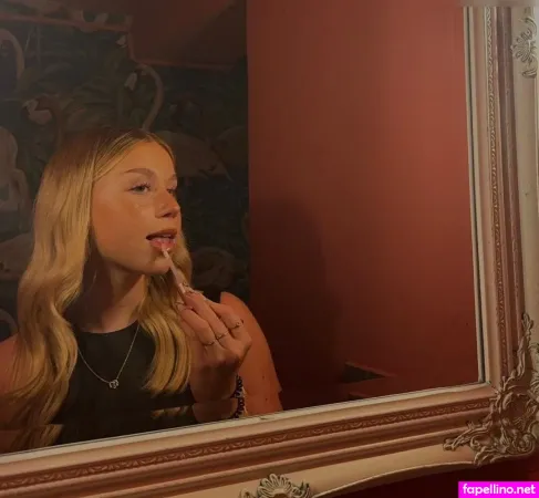 Isabel Rupp OnlyFans Thumbnail #OwgbsZ8mCE