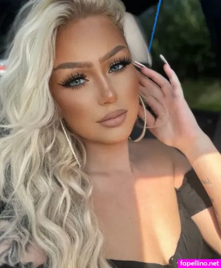 Isabel OnlyFans Thumbnail #AxPpLT5tMT