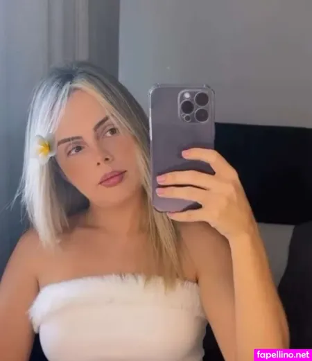 Isabela Guimaraes OnlyFans Thumbnail #MGAmlVj4xh