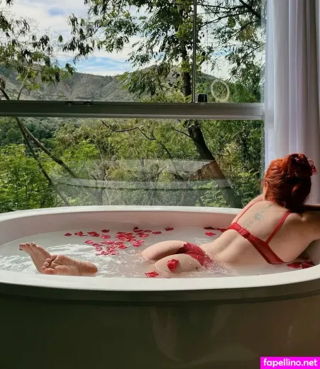 Isabela Marques Main Profile Photo