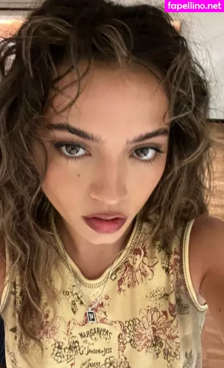 Isabela Merced OnlyFans Thumbnail #1q9X5WxNSX