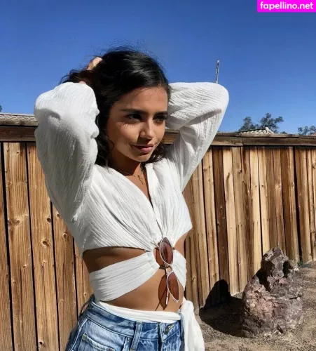 Isabela Merced OnlyFans Thumbnail #2ymtbXcwKN