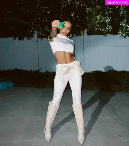 Isabela Merced OnlyFans Thumbnail #3y5ksy1OKI