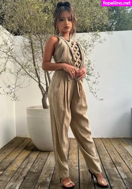 Isabela Merced OnlyFans Thumbnail #4URgzz2I8E