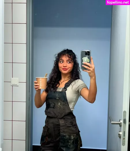 Isabela Merced OnlyFans Thumbnail #7oWRcZjtLv