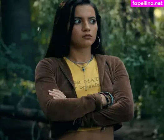 Isabela Merced OnlyFans Thumbnail #AySABN5nJU