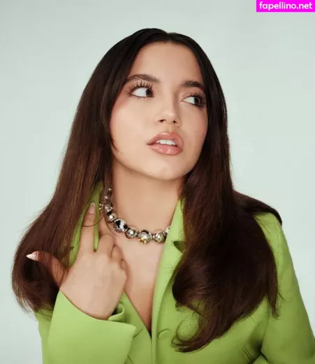 Isabela Merced OnlyFans Thumbnail #Iw5iCh80JA