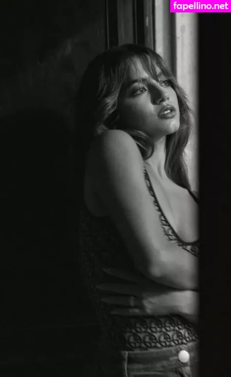 Isabela Merced OnlyFans Thumbnail #K7oUf9PHh7