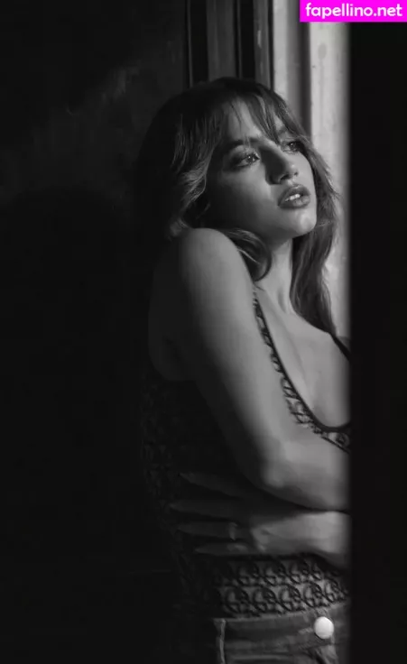 Isabela Merced OnlyFans Thumbnail #PmUxnqNjI7