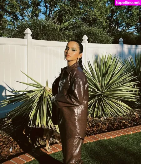 Isabela Merced OnlyFans Thumbnail #ZEtnXQ2ca5