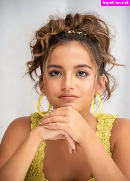 Isabela Merced OnlyFans Thumbnail #eqVxOXuwy5