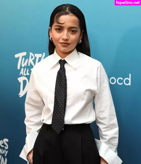 Isabela Merced OnlyFans Thumbnail #f1MHcjOjfh