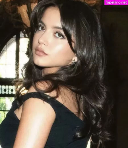 Isabela Merced OnlyFans Thumbnail #fbRdbUK9Lm