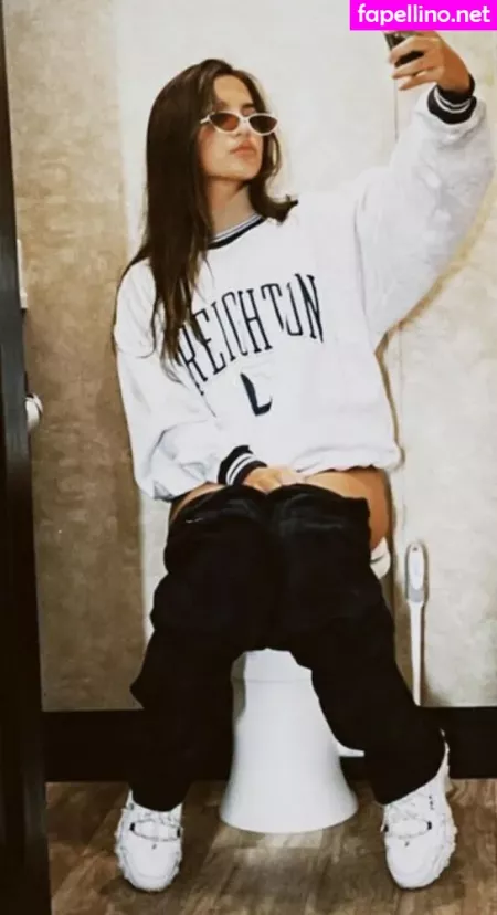 Isabela Merced OnlyFans Thumbnail #jbtDk98Lg1