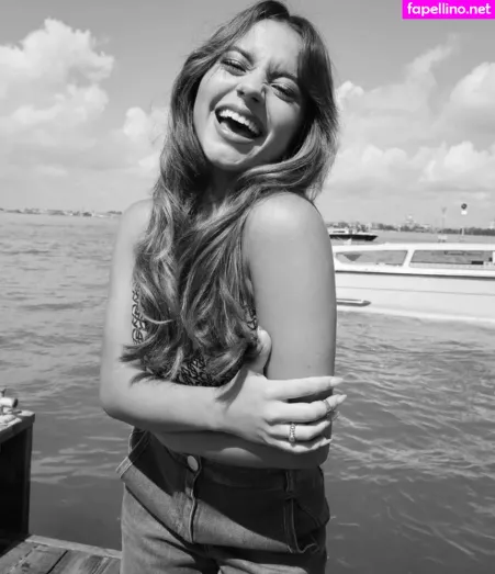 Isabela Merced OnlyFans Thumbnail #qCb50Cs0X7