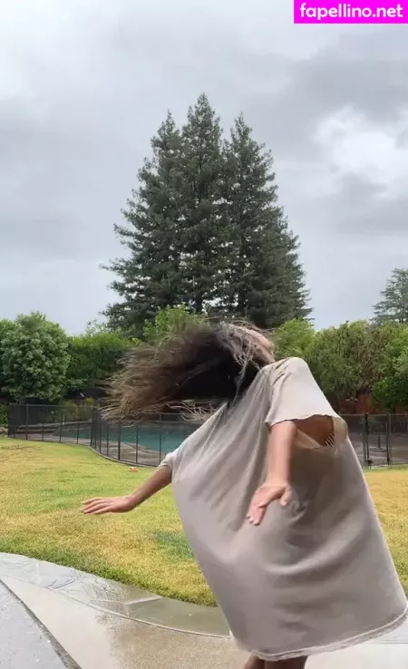 Isabela Merced OnlyFans Thumbnail #wncOx1OOsd