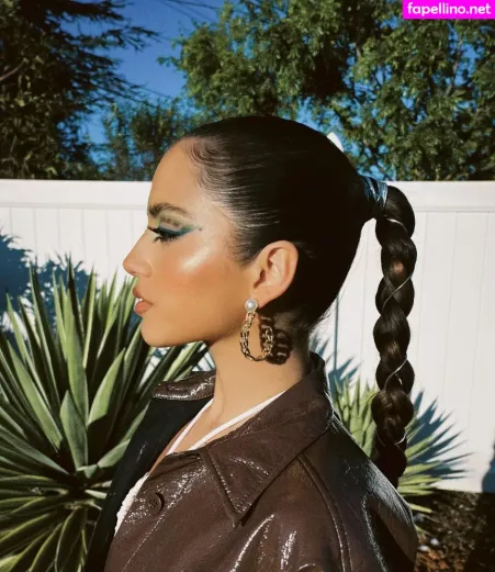 Isabela Merced OnlyFans Thumbnail #yBF2SEYSc7