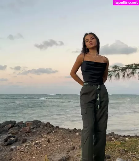 Isabela Merced OnlyFans Thumbnail #yabhZRuo3n