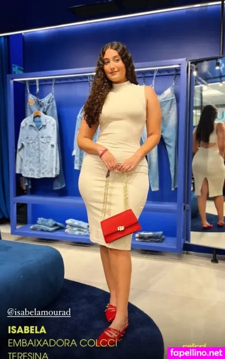 Isabela Moura Main Profile Photo