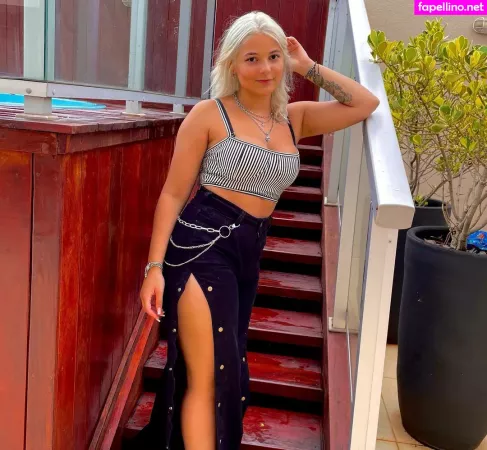 Isabela Roza OnlyFans Thumbnail #HsABPzDCZO