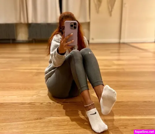 Isabela Stillsinning OnlyFans Thumbnail #7SOY0DYtth