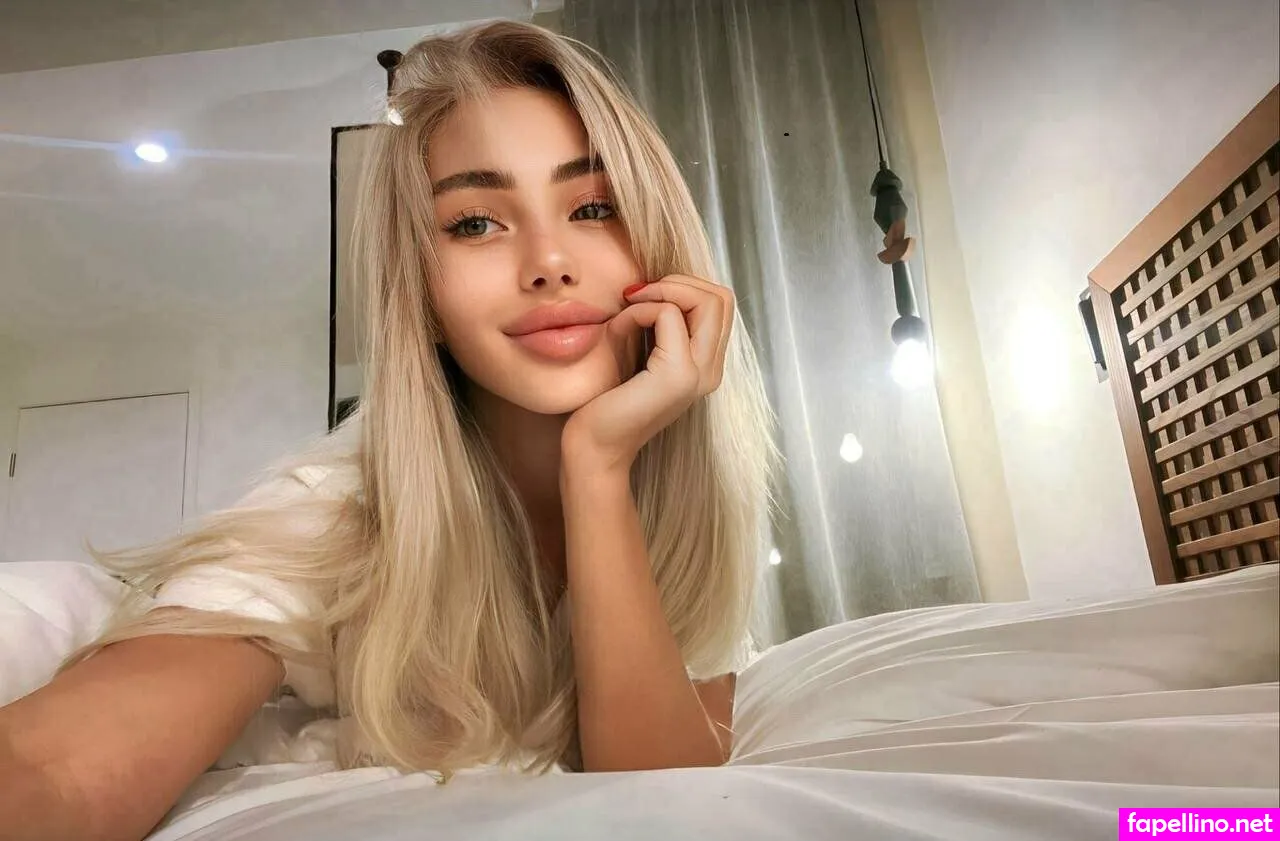 isabelaevans, isabellasigns Nude Leaked OnlyFans Photo #1dC3iMR2jj