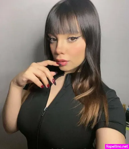 Isabelawantsahug OnlyFans Thumbnail #LDRW67QwZR