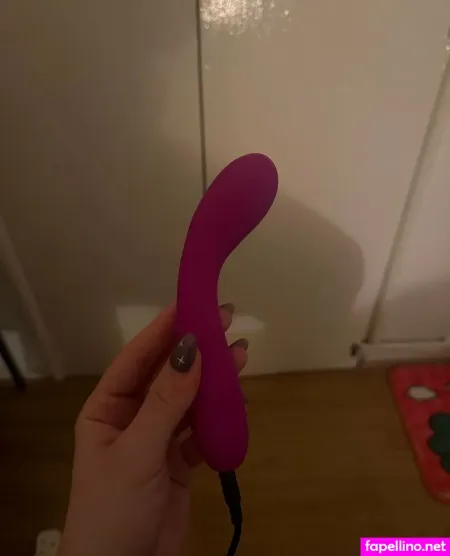 Isabeldesire OnlyFans Thumbnail #8W7anVMPKh