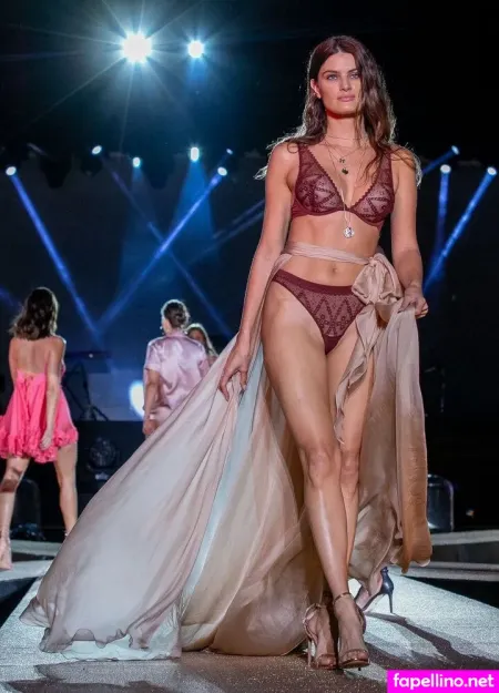 Isabeli Fontana OnlyFans Thumbnail #w0NXZ0fp8t