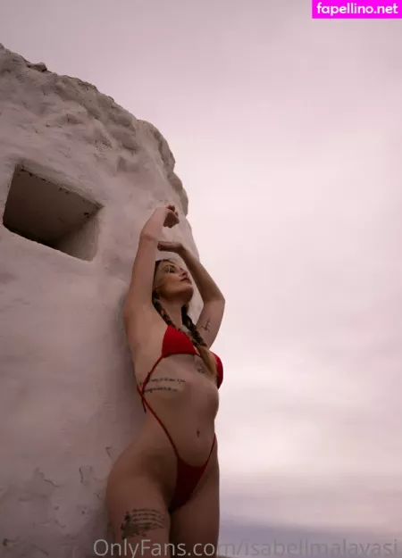 Isabell Malavasi 1 OnlyFans Thumbnail #IOGvUtGe10