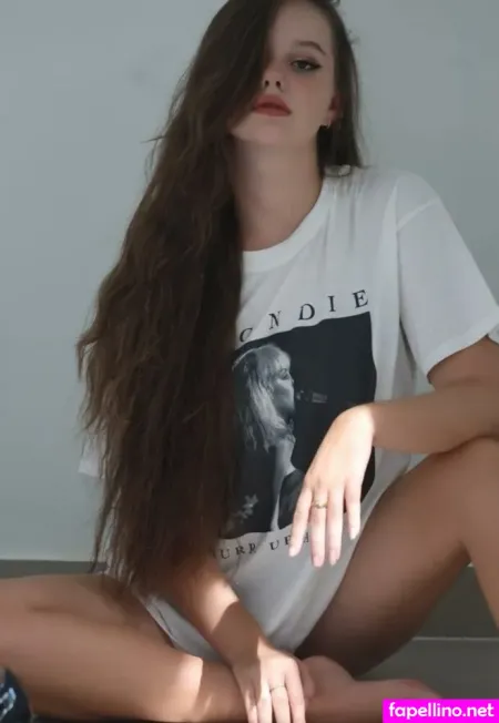 Isabella 110022 1 OnlyFans Thumbnail #C8VjvaETRS