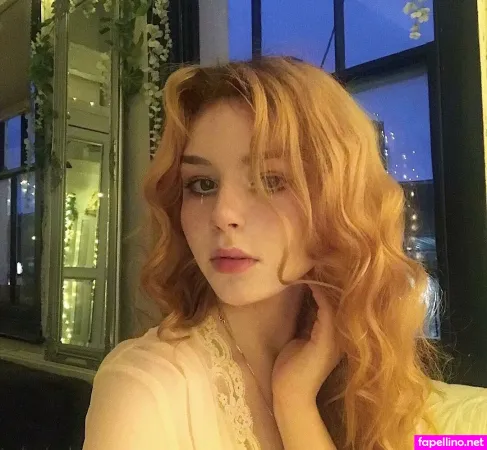 Isabella Alexandra OnlyFans Thumbnail #gLEi3gK2J1