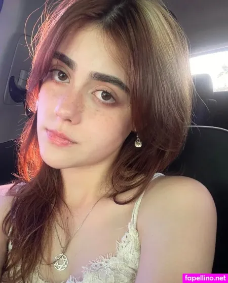 Isabella Angelina OnlyFans Thumbnail #4Aj5B4TMuE