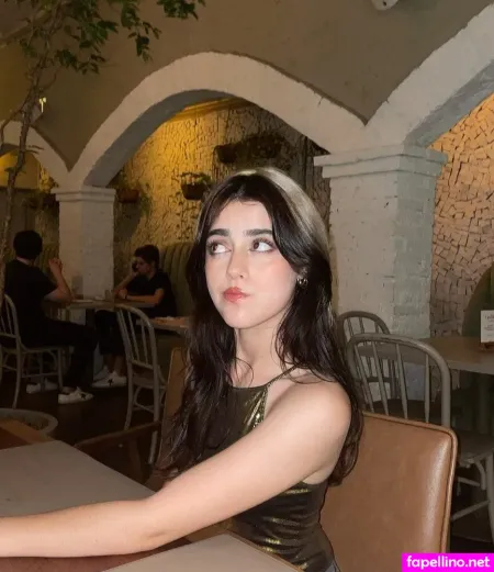 Isabella Angelina OnlyFans Thumbnail #9dea5u1n5K