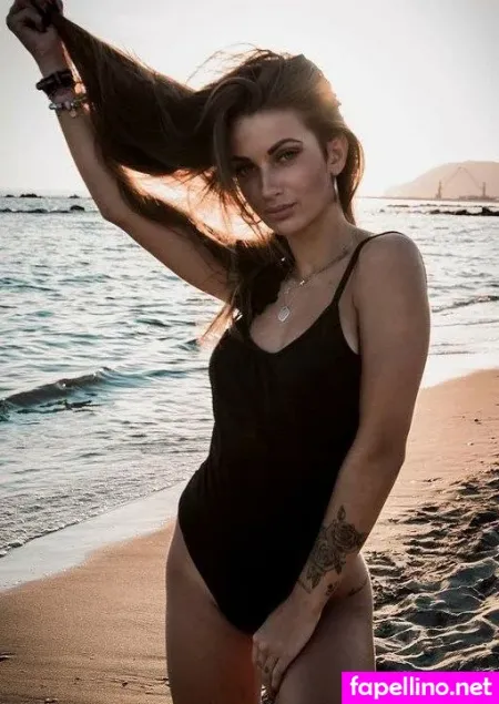 Isabella Arena OnlyFans Thumbnail #k0ArZGbBgy