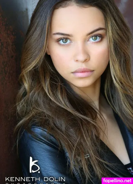 Isabella Briggs OnlyFans Thumbnail #SWa65FrVFy