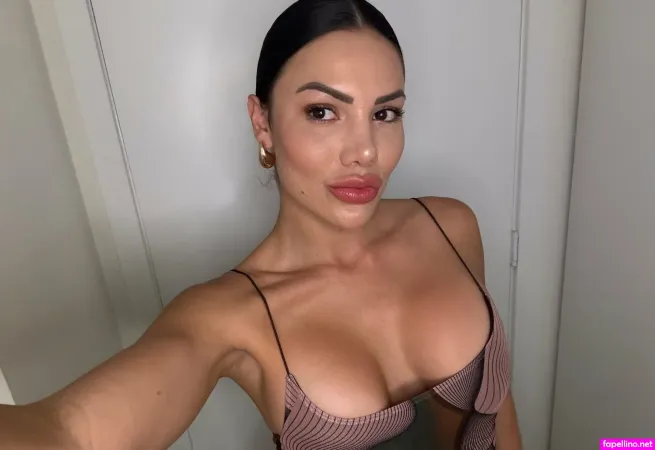 Isabella Calderon Main Profile Photo