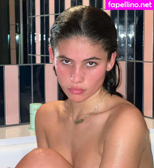 isabellacarrr Nude Leaked OnlyFans Photo #JaK2kW8gb1