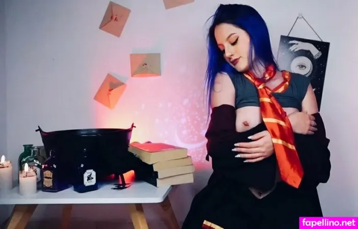 Isabella Crz OnlyFans Thumbnail #9je38bv4MU