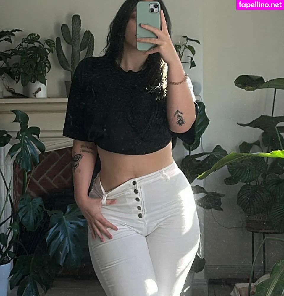 isabelladortapoetry444 Nude Leaked OnlyFans Photo #3Gtv2rhJN3