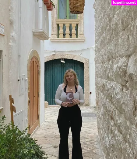 Isabella Dorta OnlyFans Thumbnail #4MESDPpyve