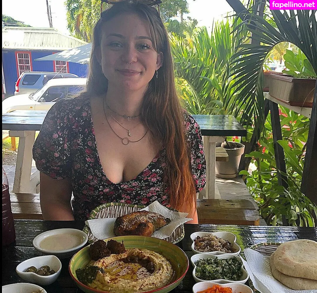 isabelladortapoetry444 Nude Leaked OnlyFans Photo #HlNoirbDAB