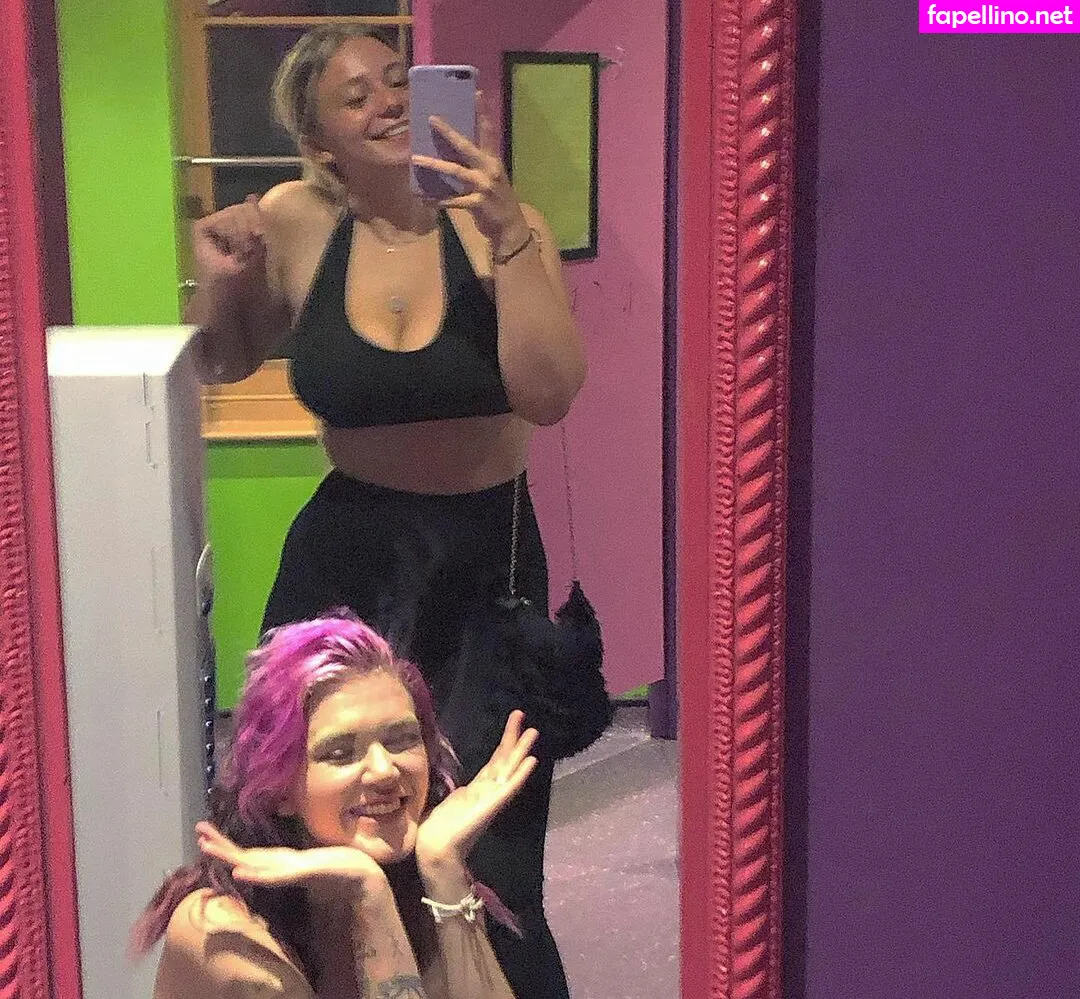 isabelladortapoetry444 Nude Leaked OnlyFans Photo #xr6D7Nfa4l