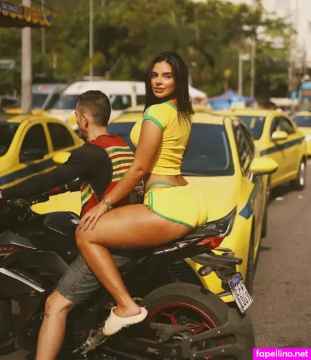 Isabella Duarte OnlyFans Thumbnail #4NuVVQK5aa