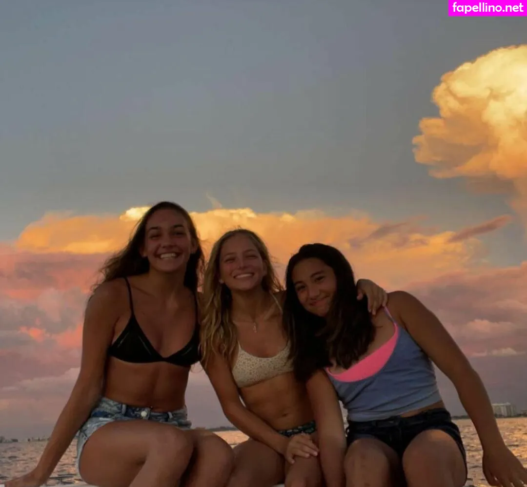 isabelladucharme Nude Leaked OnlyFans Photo #5RrmWIL2uO