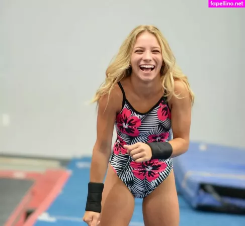 Isabella Ducharme OnlyFans Thumbnail #IQLFc0qTxy