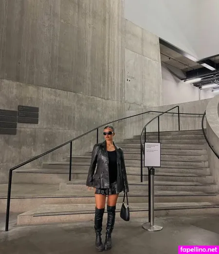 Isabella Evans OnlyFans Thumbnail #0N2E2YvH56